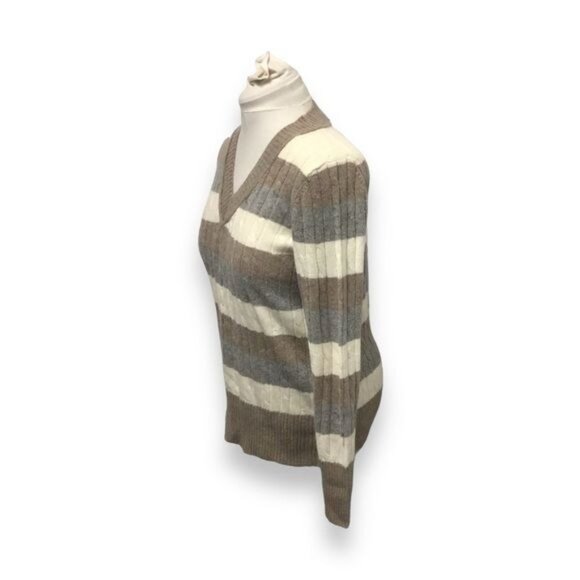 Ann Taylor LOFT Women’s V Neck Wool/Angora Blend Sweater, Neutral, size L - Picture 4 of 9